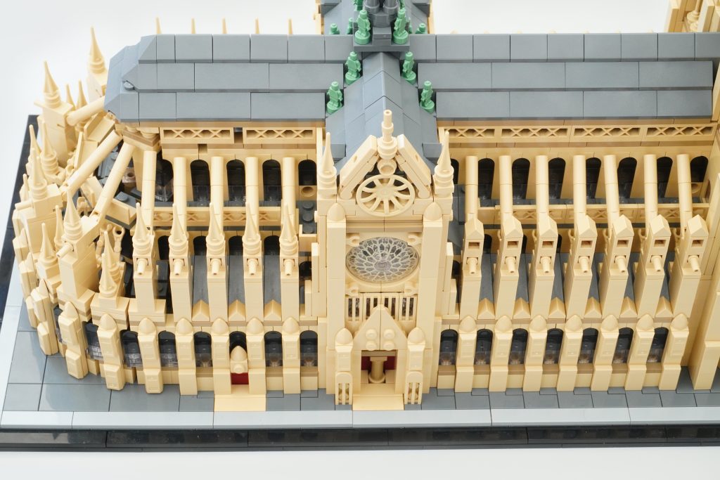 LEGO Architecture 21061 Notre Dame de Paris review 18 1024x683