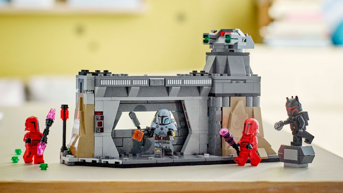 LEGO Star Wars magazine issue 121 will easily finish a set