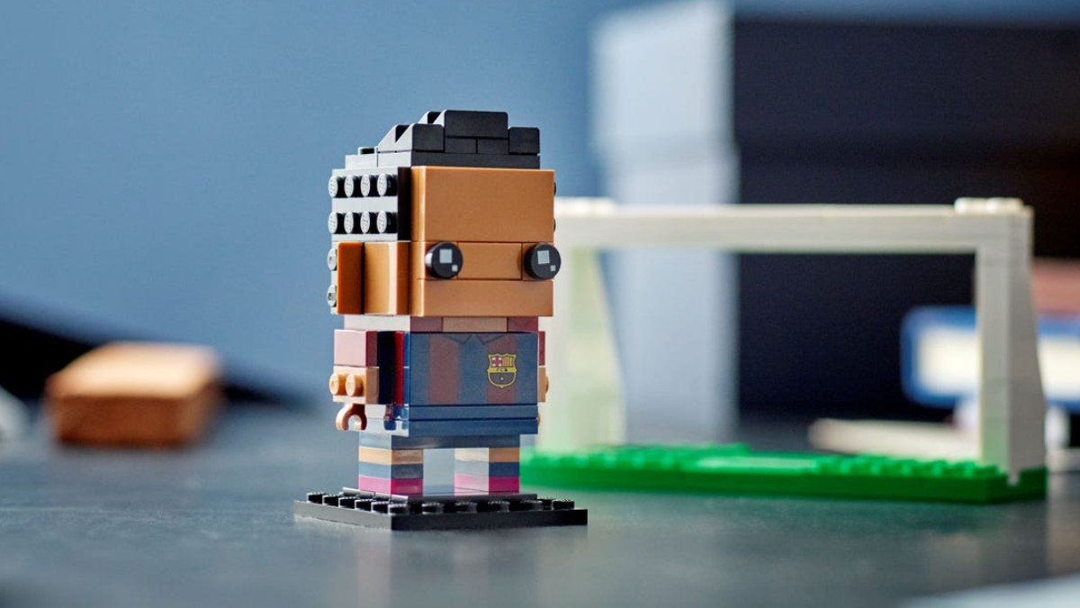 LEGO BrickHeadz 40542 FC Barcelona Go Brick Me is the second set of its kind
