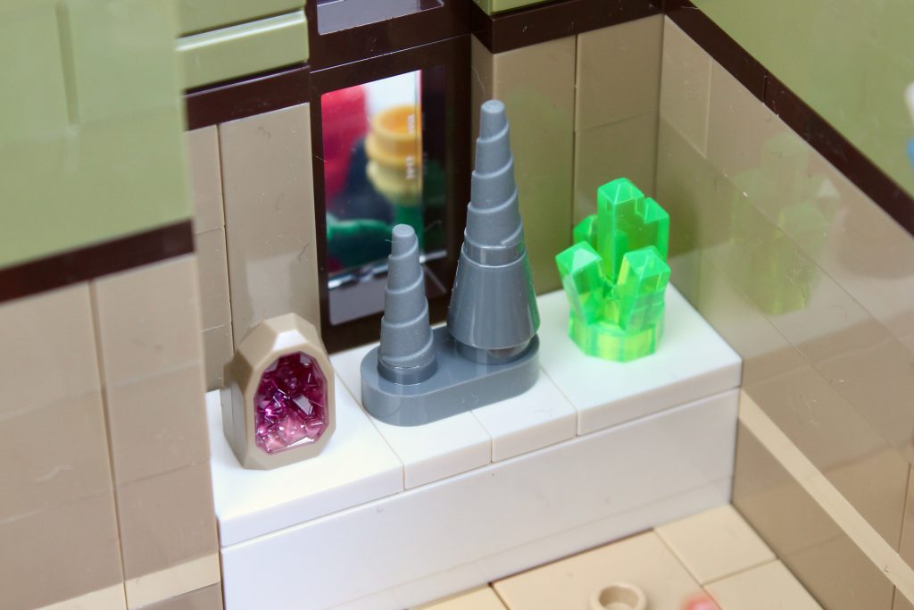 LEGO Icons 10326 Natural History Museum review 30 1024x683
