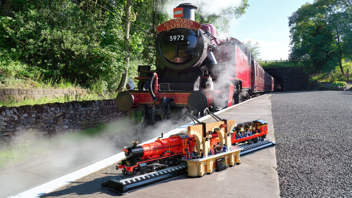 Stay on real LEGO Hogwarts Express in new Harry Potter contest
