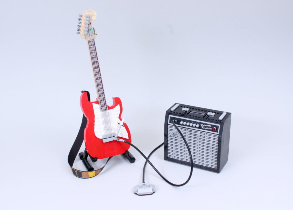 LEGO Ideas 21329 Fender Stratocaster review 30 1024x734