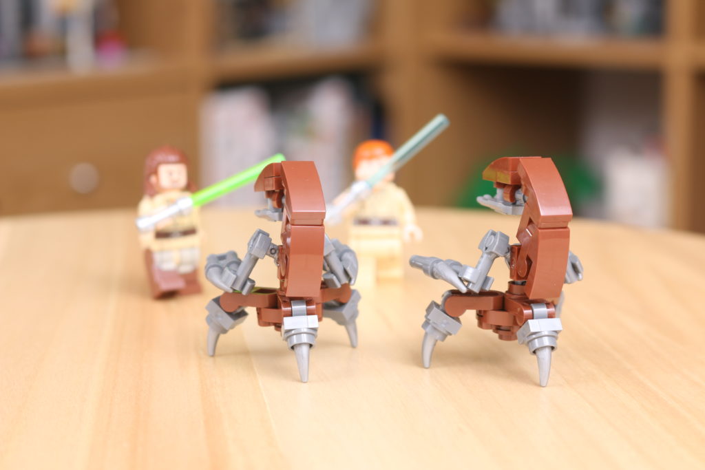 Custom LEGO Star Wars Droideka build 6