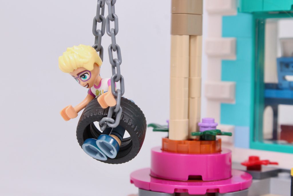 LEGO Friends 41748 Heartlake City Community Center review 8 1024x683