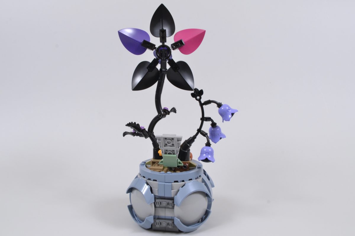 LEGO Disney 43288 Sallys Flowerpot review 9 1200x800