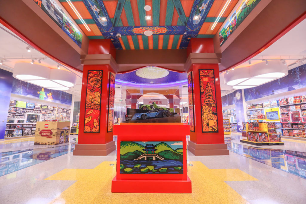 LEGO Brand Retail Store Hangzhou Pagoda Grand Threshold 1024x683