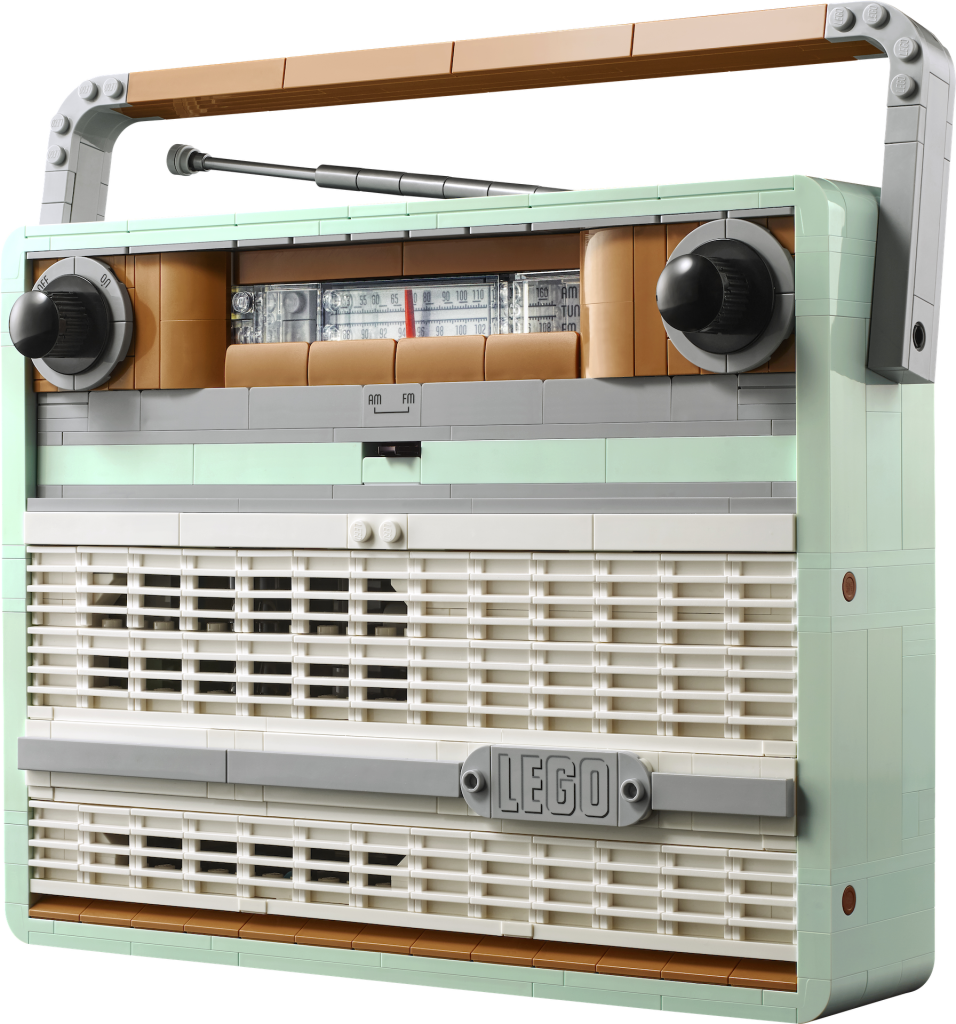 LEGO Icons 10334 Retro Radio 3 956x1024
