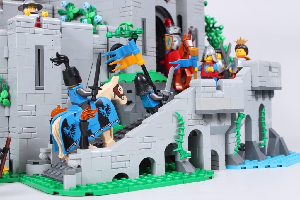 LEGO Icons 10305 Lion Knights Castle ramp mod 17 1024x683