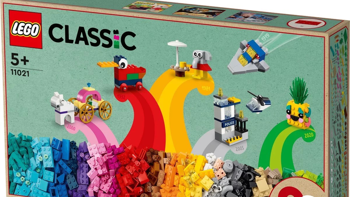 Packaging error spotted in LEGO’s first 90th anniversary set