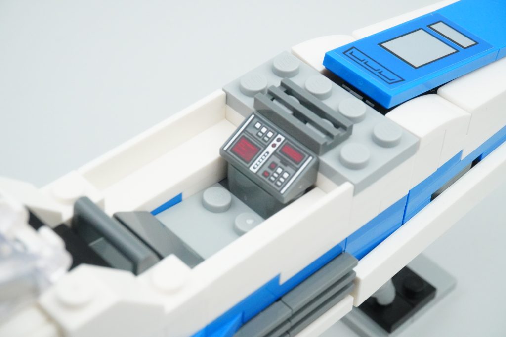 LEGO Star Wars 75364 New Republic E Wing vs Sing Hati Starfighter review 21 1024x683