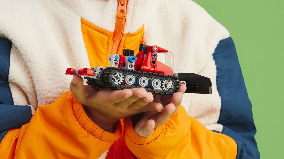 The new LEGO Technic sets include an unexpected throwback
