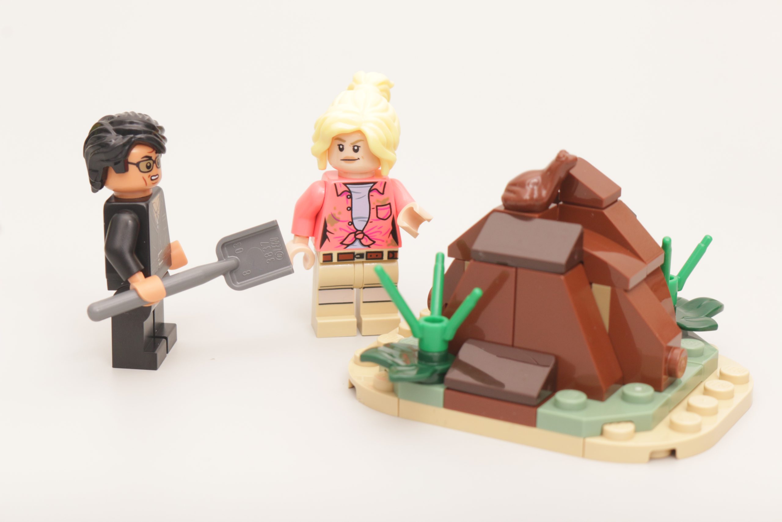 LEGO Jurassic Park 76959 Triceratops Research review 10 scaled