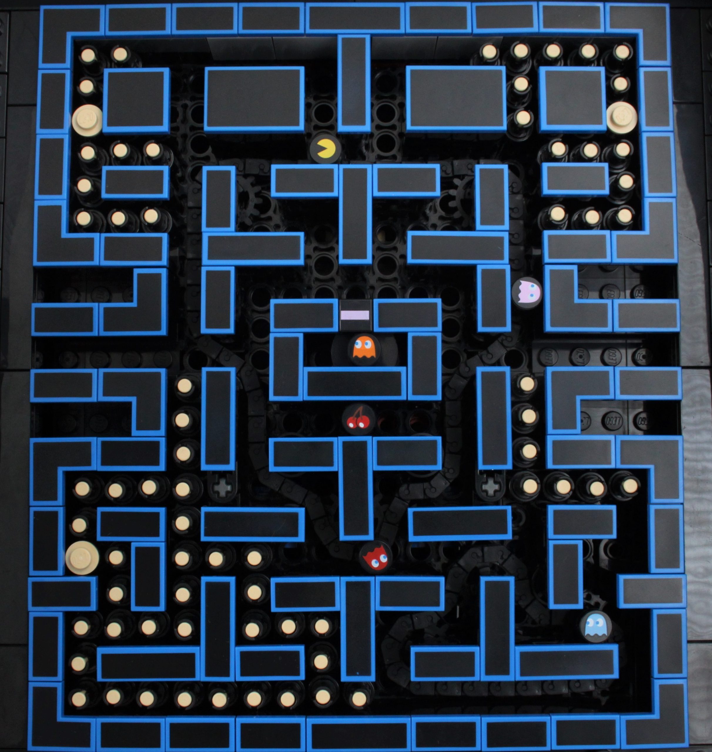 LEGO Icons 10323 PAC MAN Arcade review 20 scaled