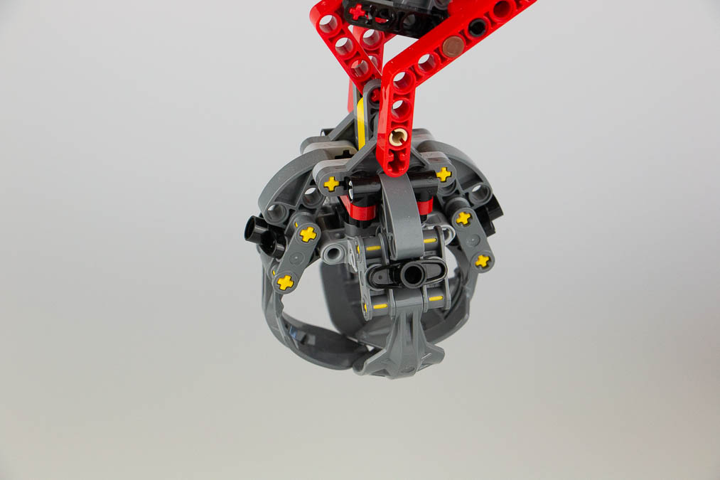 42144 Technic Material Handler 4