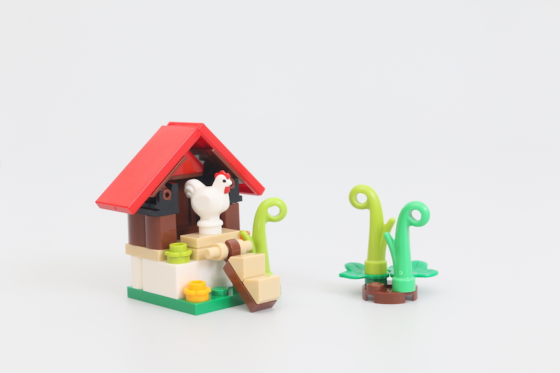 853990 Easter Bunny House review 8
