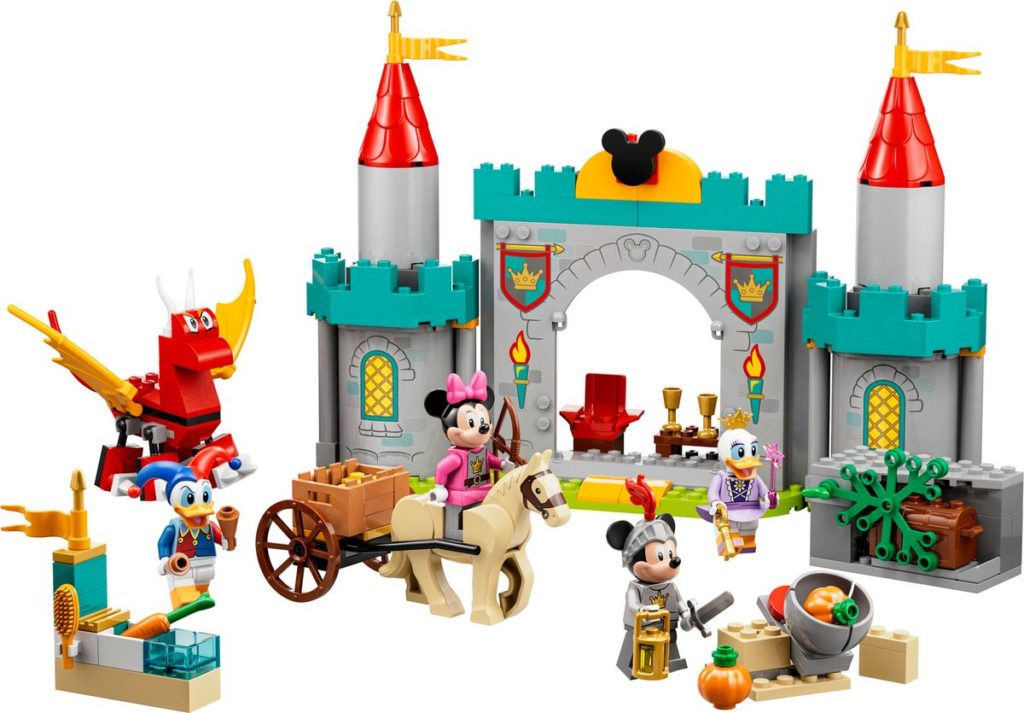 10780 Mickey and Friends Castle Defenders contents 1024x713