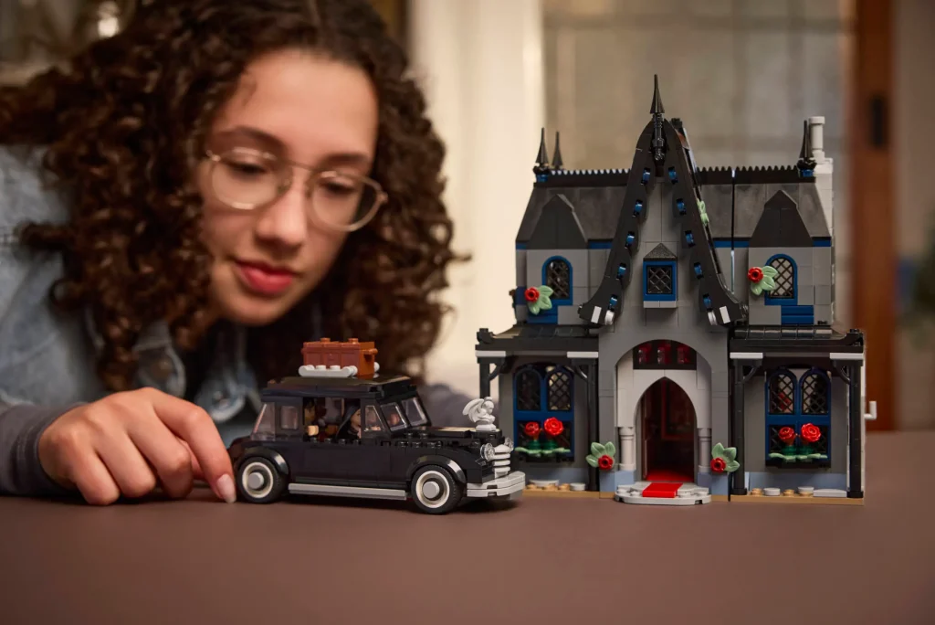 LEGO Wednesday 76786 Morticias Cottage 10 1 1024x684