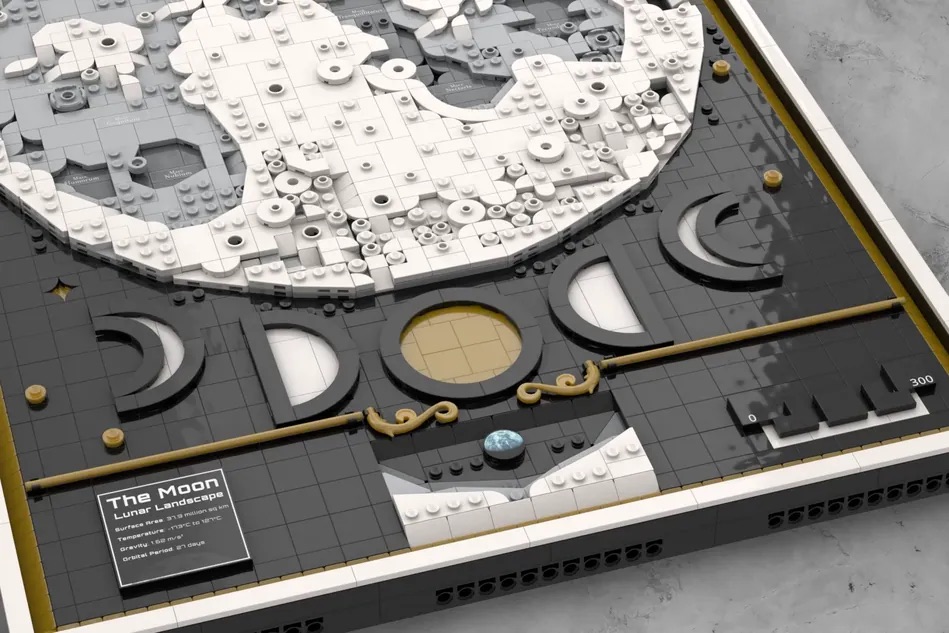 LEGO Ideas The Moon Lunar Landscape 3