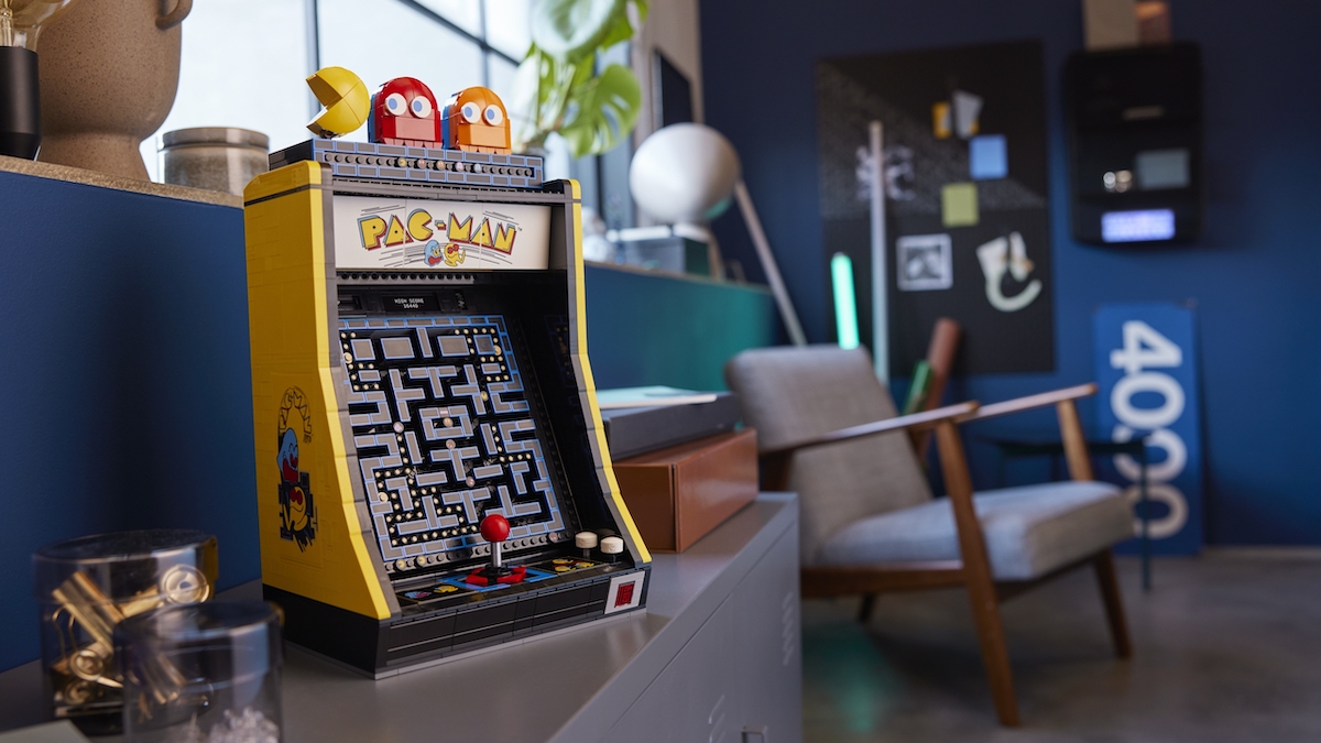 LEGO Icons 10323 PAC MAN Arcade 3 featured