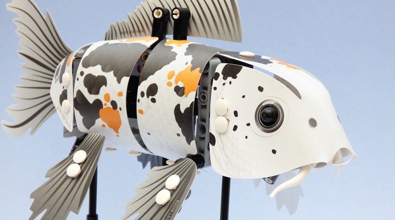 LEGO FORMA 81000 Koi Model released in the UK
