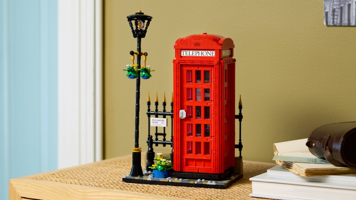 LEGO Ideas 21347 Red London Telephone Box officially revealed