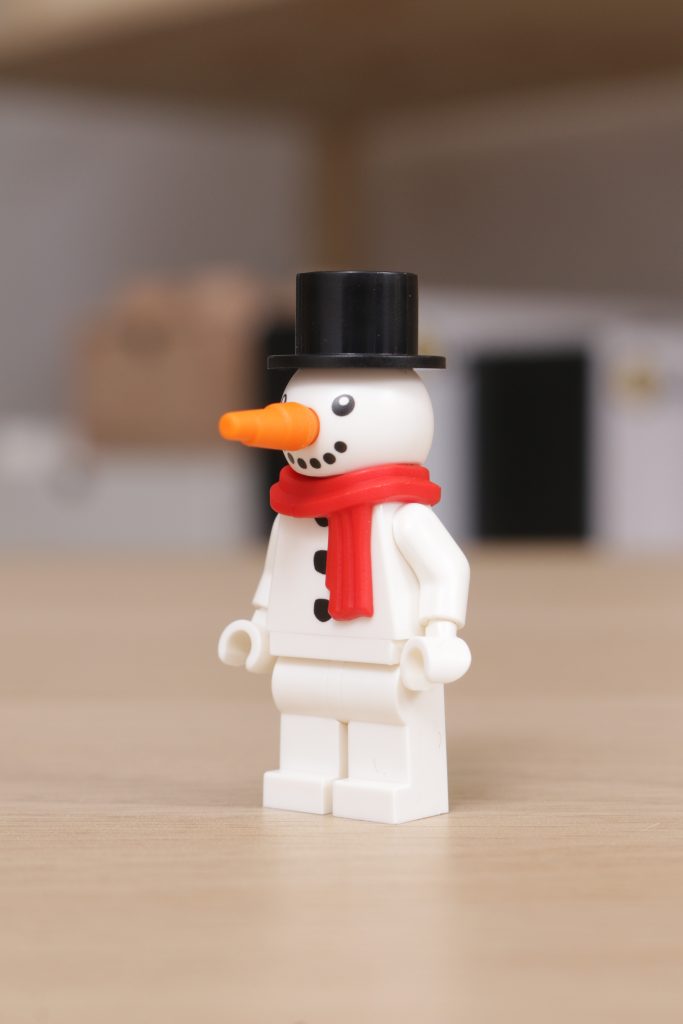 LEGO Minifigures 71034 Series 23 review 59 683x1024