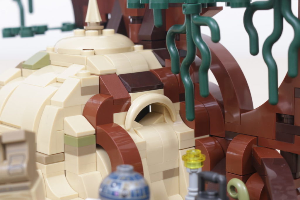 LEGO Star Wars 75330 Dagobah Jedi Training review 8 1024x683