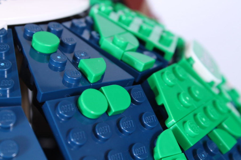 LEGO Ideas 21332 The Globe review 16 1024x683