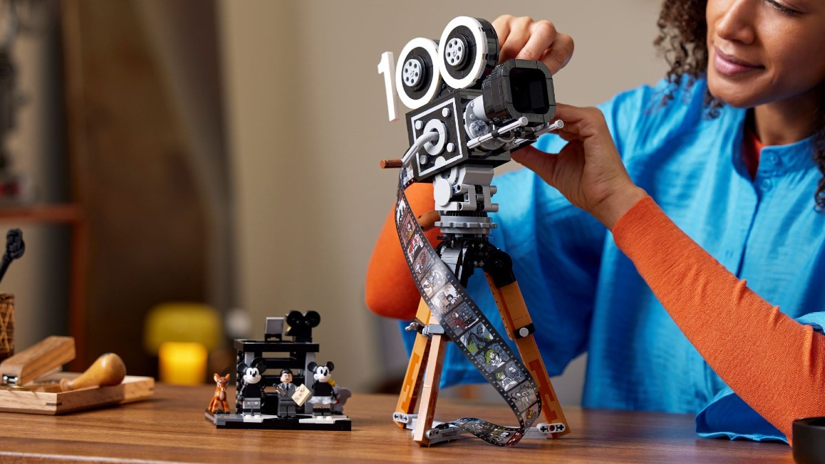 Every film referenced in LEGO 43230 Walt Disney Tribute Camera