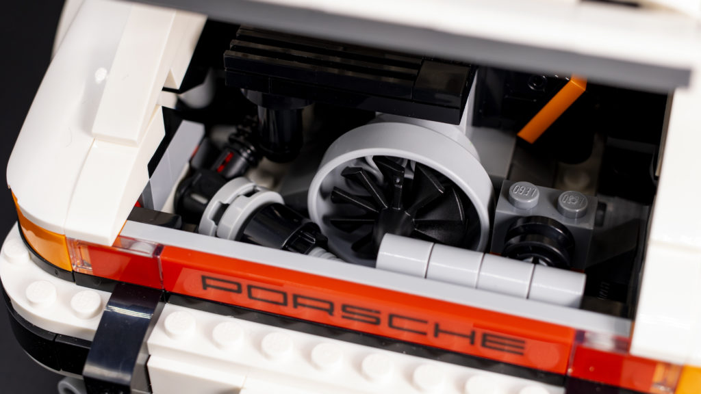 LEGO Creator 10295 Porsche 911 6