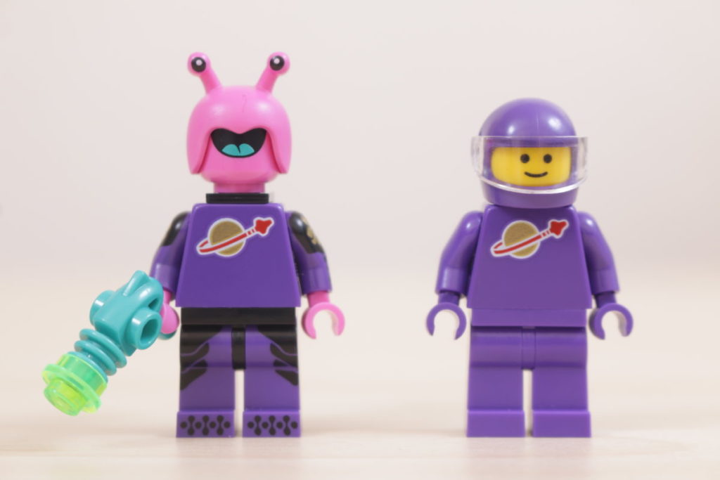 LEGO 71032 Purple Classic Space Minifigure Collectible Minifigures Series 22 2 1024x683