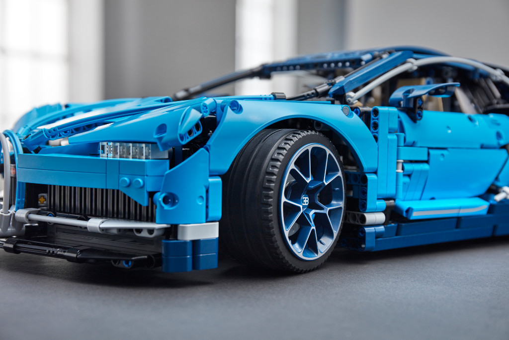 LEGO Technic 42083 Bugatti Chiron revealed in Billund