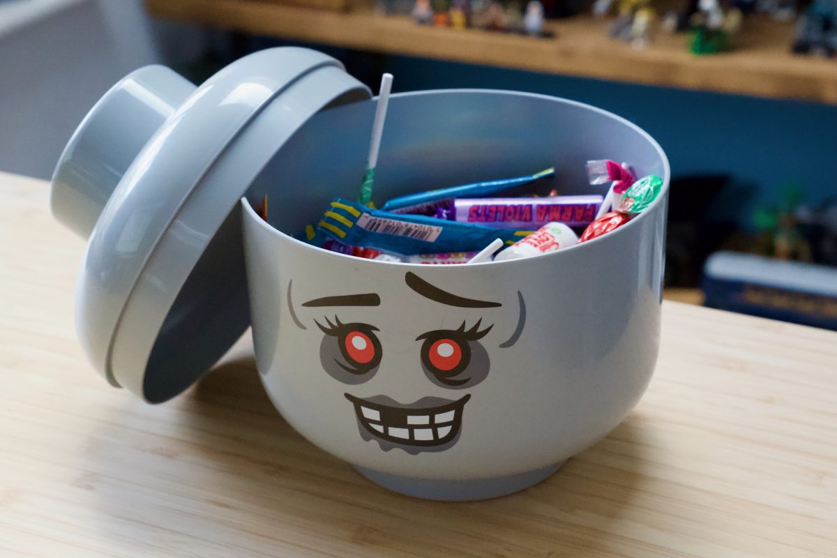 LEGO 5009862 Zombie Storage Head – Small review 10 1200x800