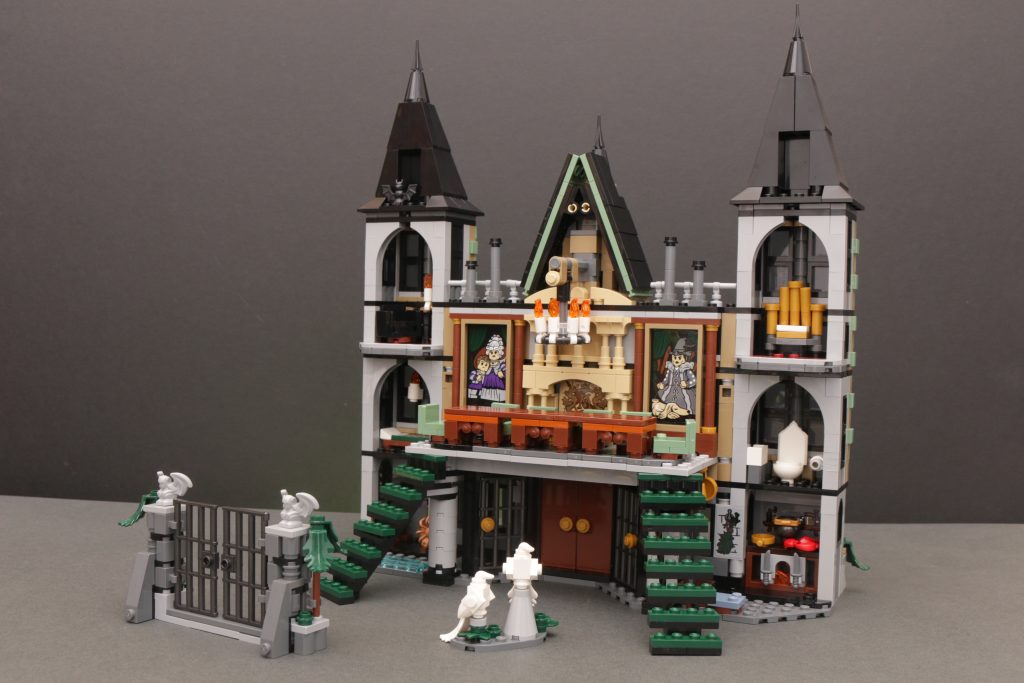LEGO Harry Potter 76453 Malfoy Manor review 38 1024x683