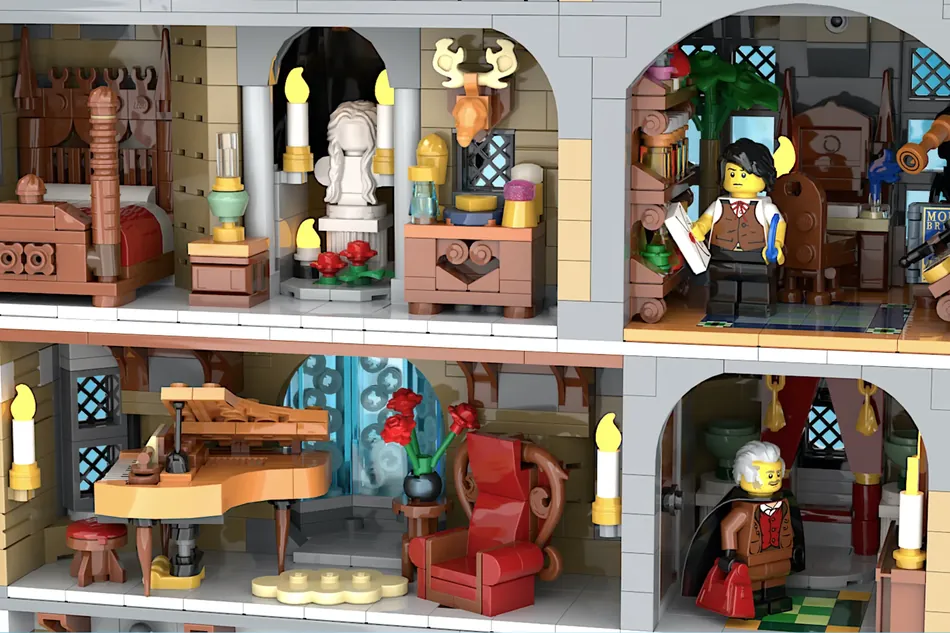 LEGO Ideas Gothic Castle 7