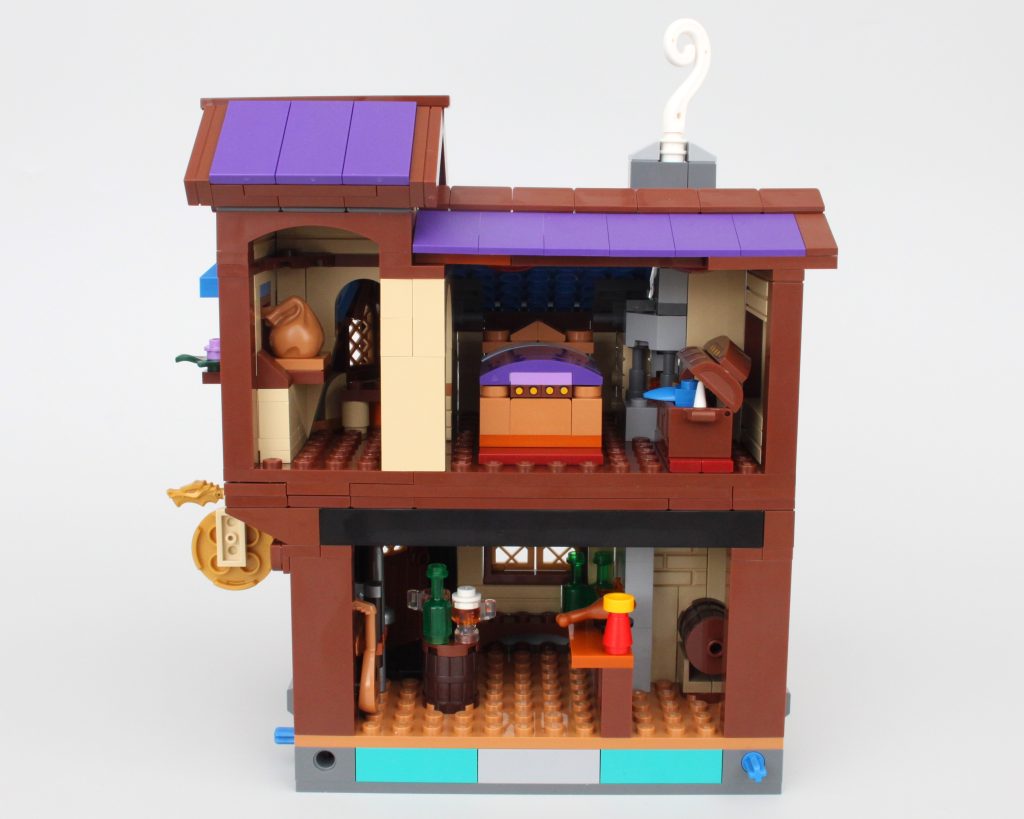 LEGO Ideas 21348 red dragons tale dungeons and dragons review 69 1024x819