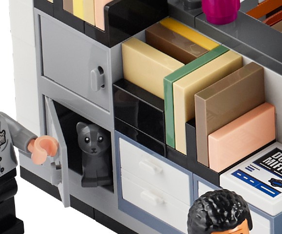 lego 21336 the office garbage