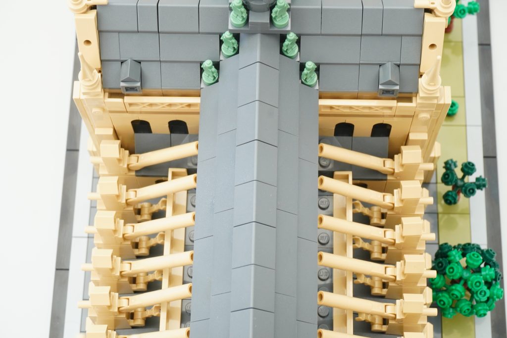 LEGO Architecture 21061 Notre Dame de Paris review 38 1024x683