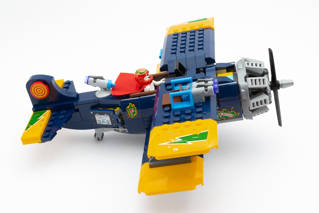 LEGO Review El Fuegos Stunt Plane 20