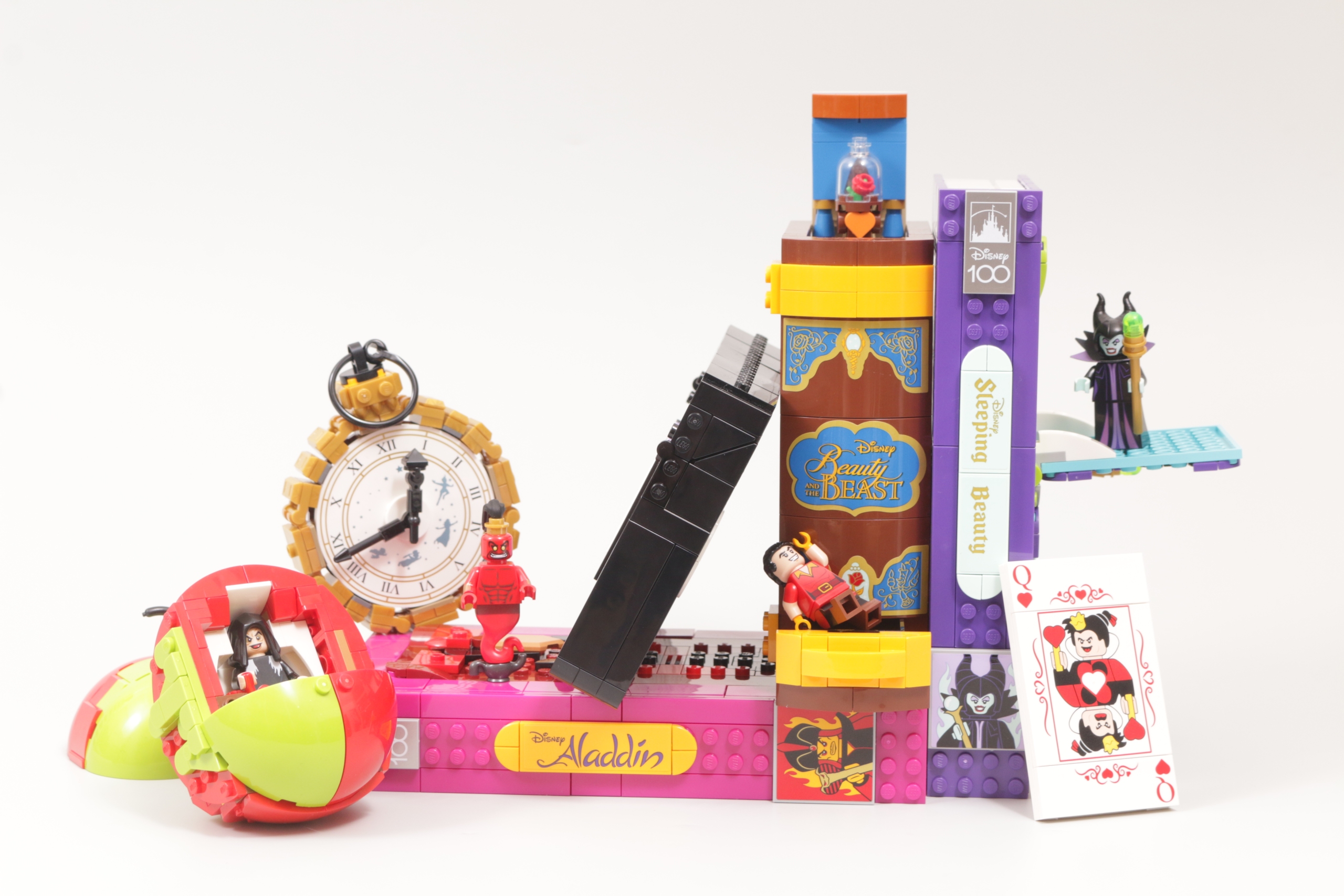 LEGO Disney 100 43227 Villain Icons review 29 scaled