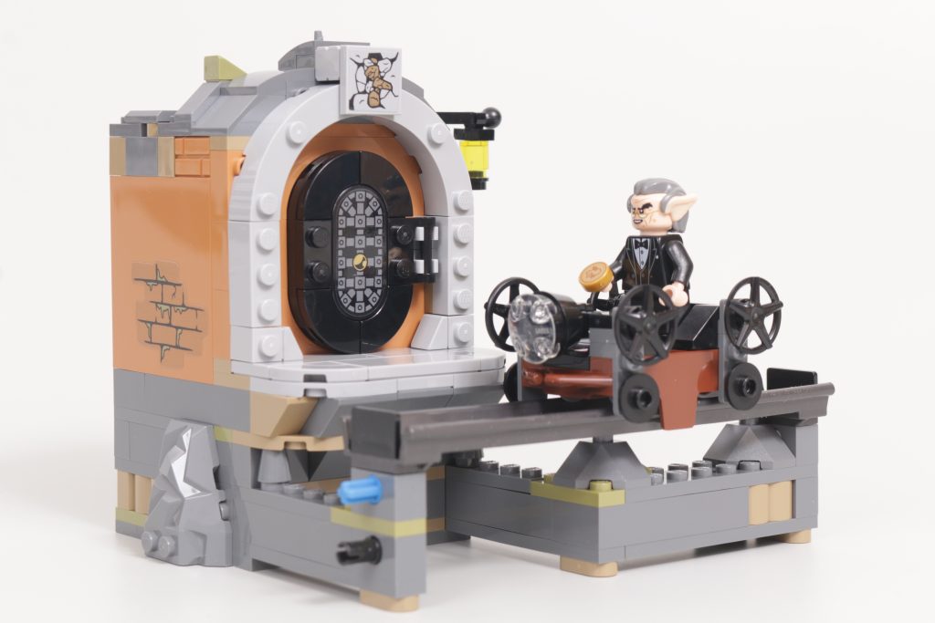LEGO Harry Potter 40598 Gringotts Vault gift with purchase review 11 1024x683