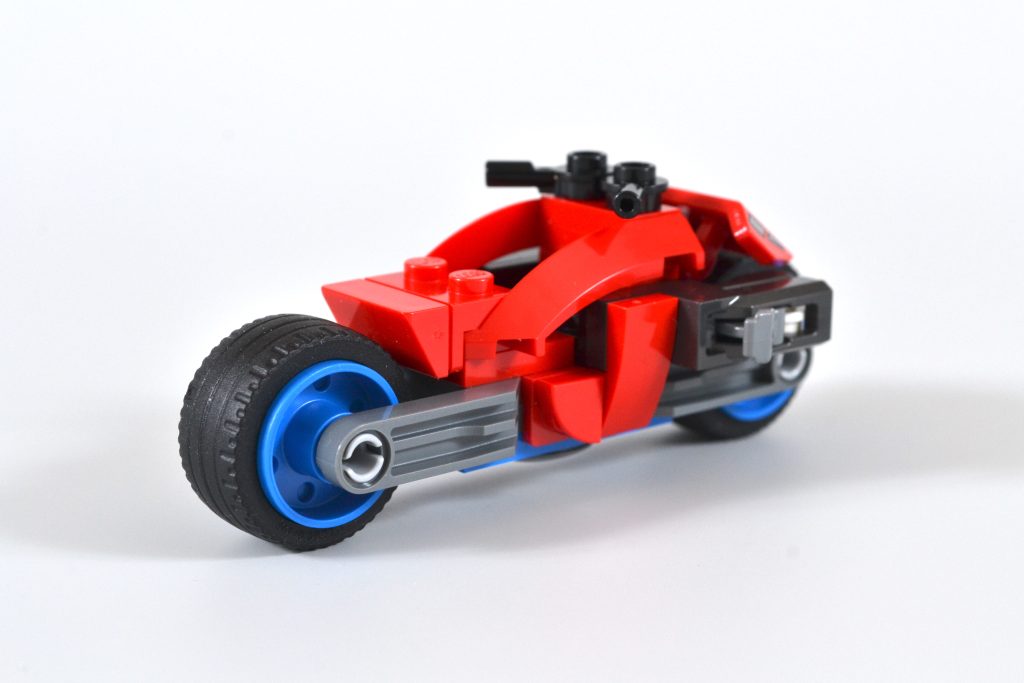 LEGO Marvel 76275 Motorcycle Chase Spider Man vs. Doc Ock 4 1024x683