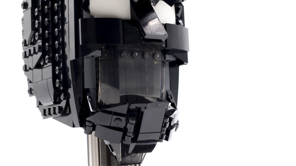 LEGO DC Batman 76182 Batman Cowl 18