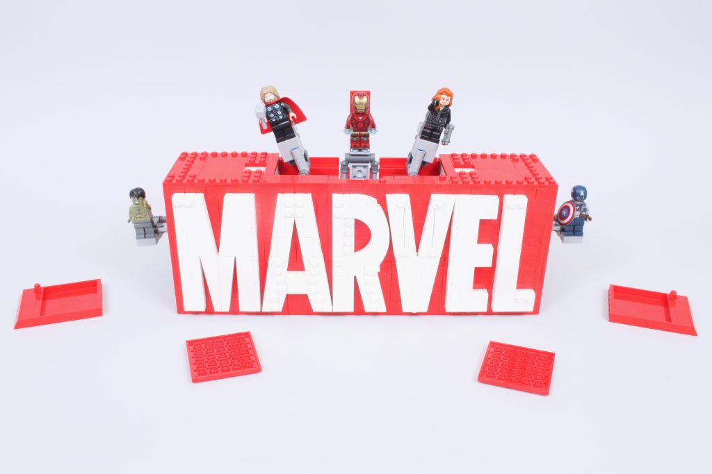 lego marvel 76313 marvel logo review 33 1024x683