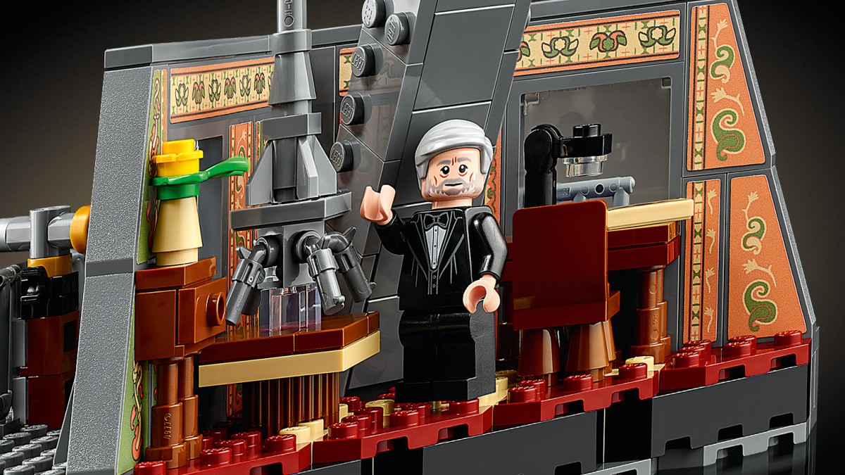 Exclusivity of LEGO 40579 Eiffel's Apartment mirrors the real thing