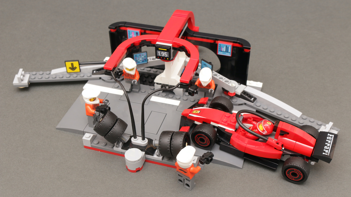 LEGO City 60443 F1 Pit Stop & Pit Crew with Ferrari Car review