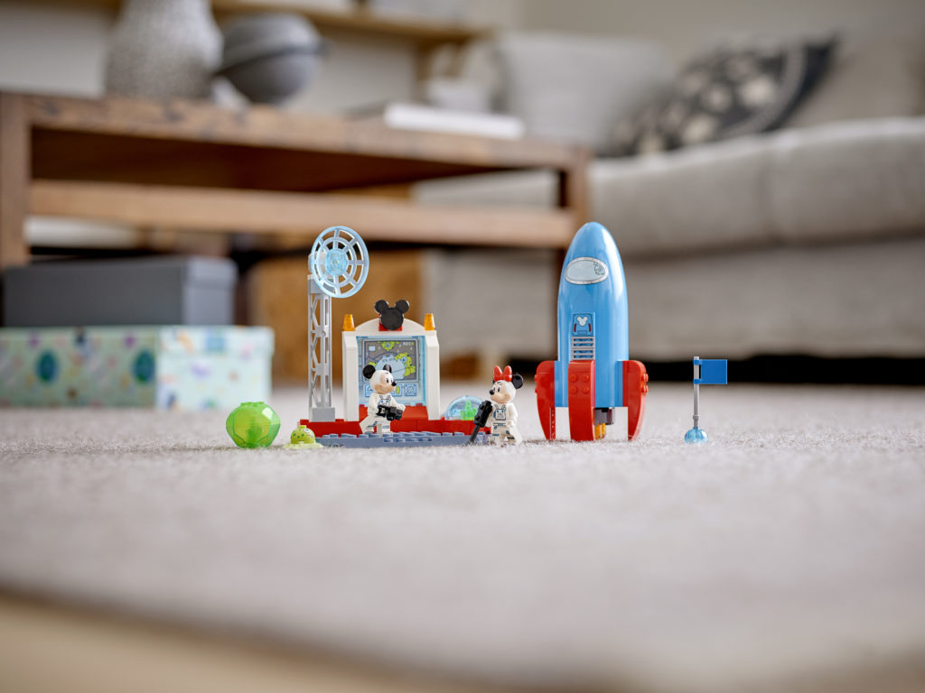 LEGO Disney 10774 Mickey Mouse Minnie Mouses Space Rocket 4