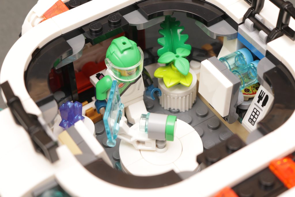 LEGO City 60446 Modular Galactic Spaceship review 39 1024x683