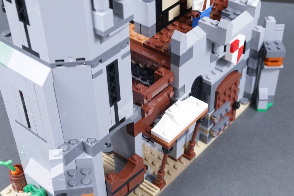 LEGO Creator 3 in 1 31168 Medieval Horse Knight Castle review 32 1024x683