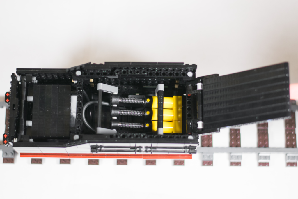 LEGO Ideas Pneumatic Steam Locomotive 6 1024x683